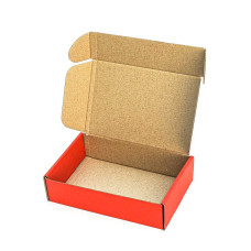 Коробка (175 х 115 х 45), красная